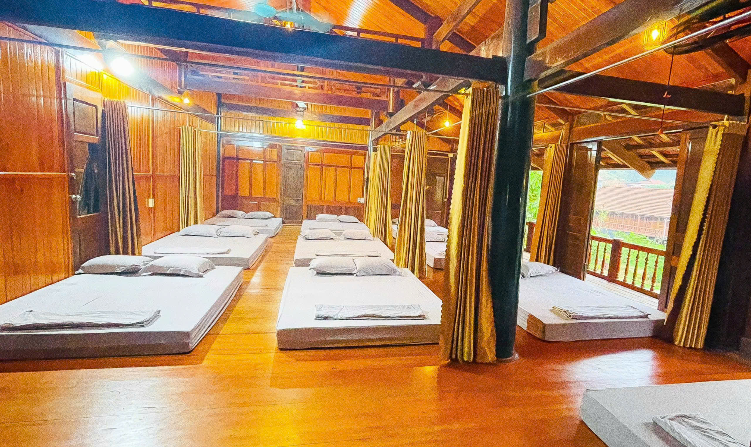Bao nguyên căn Homestay